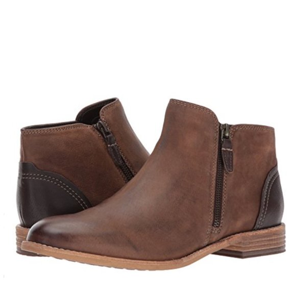 clarks women's maypearl juno ankle bootie